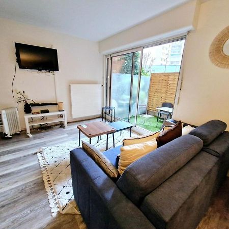 Bel Appartement Parisien Luaran gambar